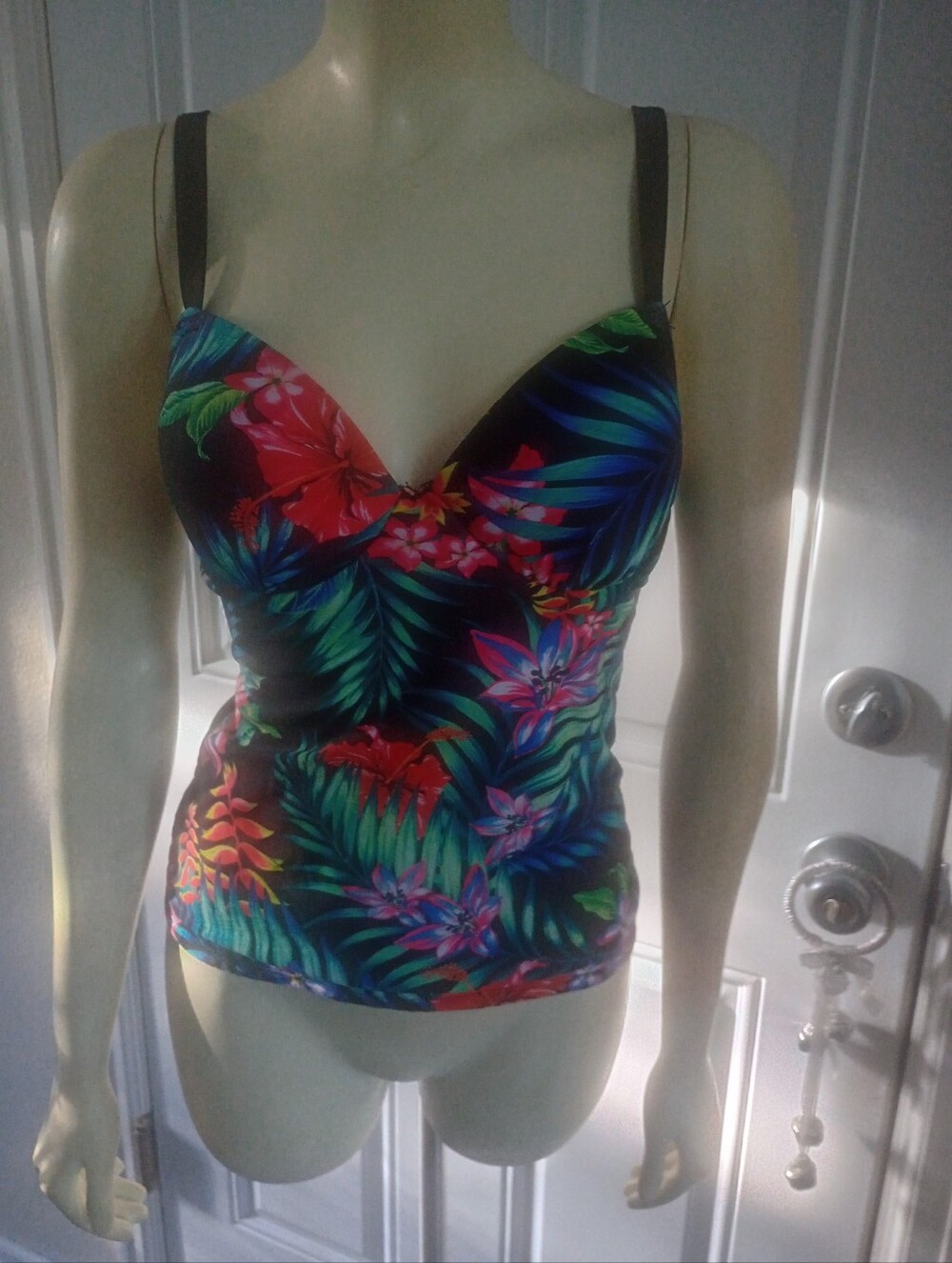 Tropical Print Hard Cup Tankini Halter Top Push Up Size MEDIUM